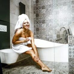 Relaxdays Wc Bril Softclose - D-vorm - Toiletbril Universeel - Toiletdeksel Plastic - Wit -Badkamerartikelen Winkel 1200x1200 1337