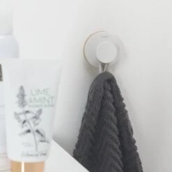 Tiger Urban - Handdoekhaak Groot (1x) - ø 5 Cm - Inclusief 2 Decorringen - Wit -Badkamerartikelen Winkel 1200x1200 240