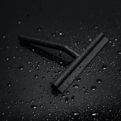 Douchewisser Zwart Met Ophangsysteem- Badkamer Accessoires- Raamwisser- Trekker Douche- Silicone- 21cm X 16cm -Badkamerartikelen Winkel 1200x1200 282