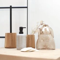 Sealskin Earth - Toiletborstel Met Houder Vrijstaand - Eiken -Badkamerartikelen Winkel 1200x1200 407