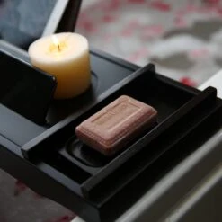 Merkloos Decopatent® Badplank - Uitschuifbaar 75 -> 110 Cm - Verstelbaar Bamboe Badrekje Voor In Bad - Boekenhouder - Tablethouder - Zwart -Badkamerartikelen Winkel 1200x1200 634