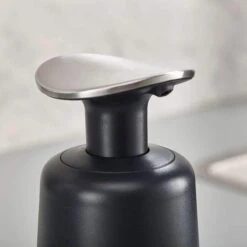 Wonix® - Zeepdispenser - Zeeppompje - Duw Met Pols - 300ml - Zwart -Badkamerartikelen Winkel 1200x1200 730