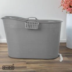 EKEO Zitbad - 210L - Mobiele Badkuip - Bath Bucket - Ijsbad- Tuinbad - Grijs -Badkamerartikelen Winkel 1200x1200 947
