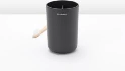 Brabantia ReNew Tandenborstelhouder - Met Inzet - Dark Grey -Badkamerartikelen Winkel 1200x686