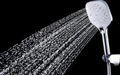 BADO Douchekop Met Slang - Handdouche - Douchekop - Waterbesparend - Doucheslang - Chroom 19 BADO Douchekop Met Slang - Handdouche - Douchekop - Waterbesparend - Doucheslang - Chroom -Badkamerartikelen Winkel 1200x751 2