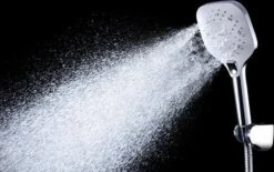 BADO Douchekop Met Slang - Handdouche - Douchekop - Waterbesparend - Doucheslang - Chroom 16 BADO Douchekop Met Slang - Handdouche - Douchekop - Waterbesparend - Doucheslang - Chroom -Badkamerartikelen Winkel 1200x755