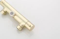 Wesseling & Bos Doucheset - Regendouche Mat Goud Geborsteld - Doucheset Met Thermostaatkraan - Atlanta -Badkamerartikelen Winkel 1200x794