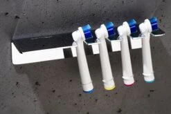 Sagittarius One 40S1 Tandenborstelhouder Chroom | Opzetborstelhouder Zonder Boren | Verchroomd Roestvrij Staal Tandenborstelhouder Hangend | Passend Voor Alle Grote Merken 12 Sagittarius One 40S1 Tandenborstelhouder Chroom | Opzetborstelhouder Zonder Boren | Verchroomd Roestvrij Staal Tandenborstelhouder Hangend | Passend Voor Alle Grote Merken -Badkamerartikelen Winkel 1200x800 13