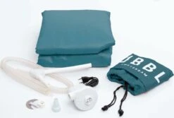 Tubble® Royale Opblaasbaar Ligbad - Blue Lagoon – Opvouwbaar Bad Voor Volwassenen Tot 188cm - IJsbad Wim Hof Methode - Zitbad - 255L -Badkamerartikelen Winkel 1200x809