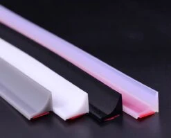 Merkloos Soesa Zelfklevende Waterkering Douche 200cm - Sanitaire Waterstopper - Douchedorpel Zwart, 12 X 20 Mm, 200 Cm 7 Merkloos Soesa Zelfklevende Waterkering Douche 200cm - Sanitaire Waterstopper - Douchedorpel Zwart, 12 X 20 Mm, 200 Cm -Badkamerartikelen Winkel 1200x966 4