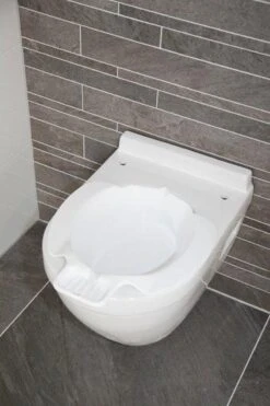 Merkloos Bidet Voor In Wc Pot - Able2 | Kunststof | Handig En Praktisch -Badkamerartikelen Winkel 800x1200 33