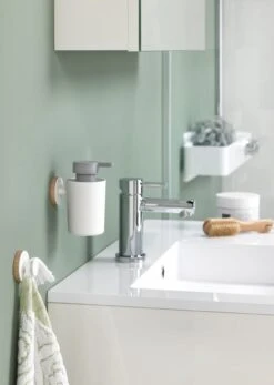 Tiger Urban - Toiletborstel Met Houder - Wit -Badkamerartikelen Winkel 855x1200